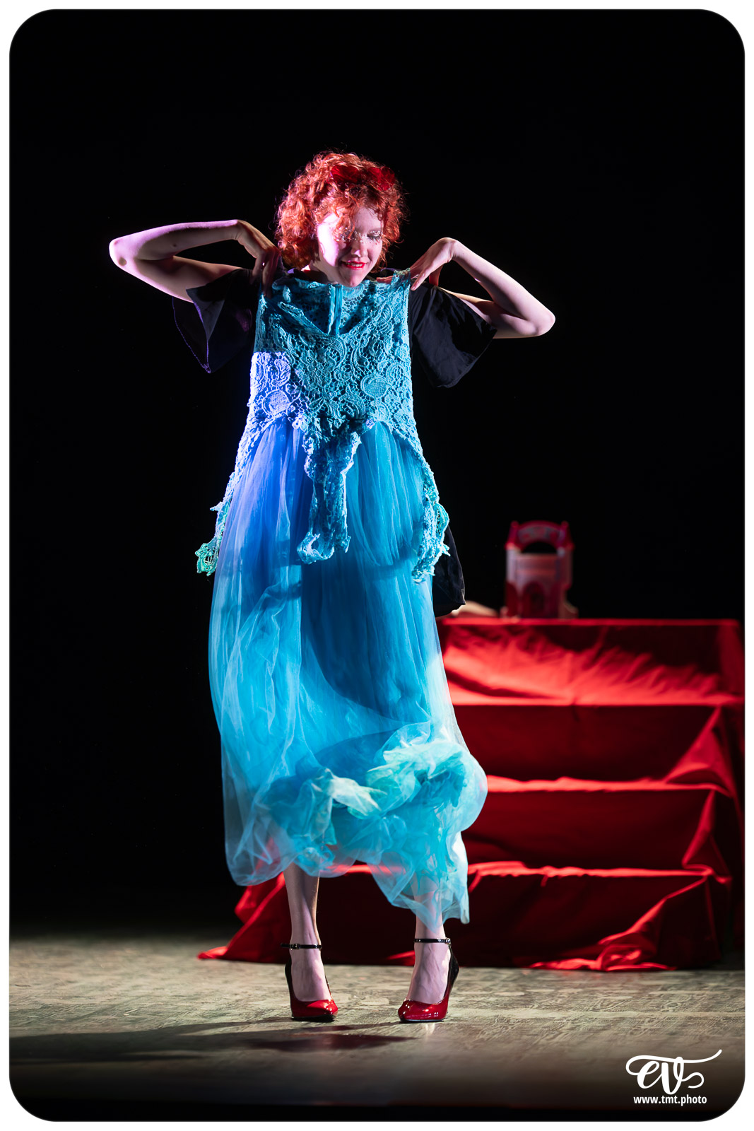 BLANCHE-NEIGE FOUTUE FORET